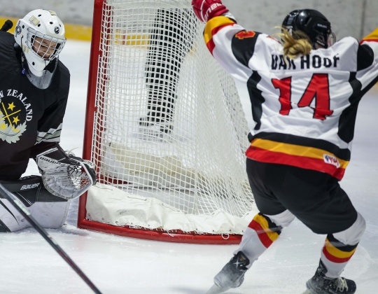 Women's U18 IIHF Worlds: Belgian Blades beat New Zealand in fourth match