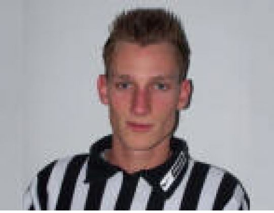 Fred Monnaie, Linesman in de Britse Elitedivisie