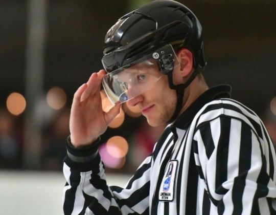 Arbitres belges sur l'échiquier mondial de la IIHF