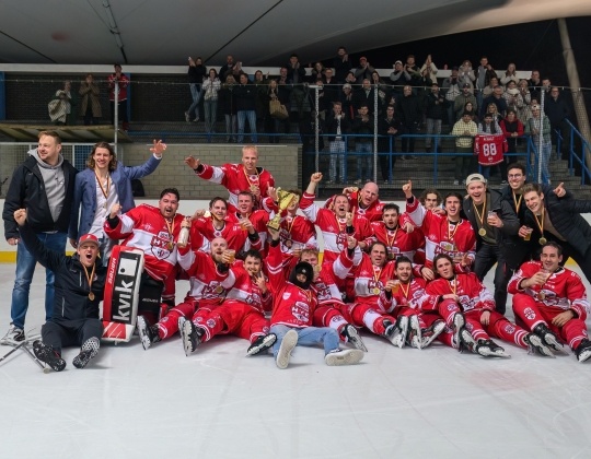 HYC Funny Stars: Champion de Division 4