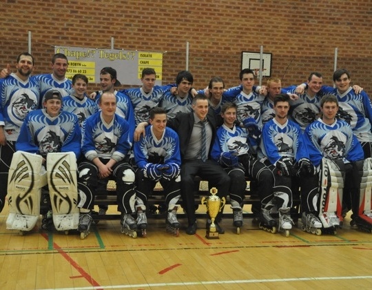 HUSKIES kampioen 2013-2014 in NAT 2A