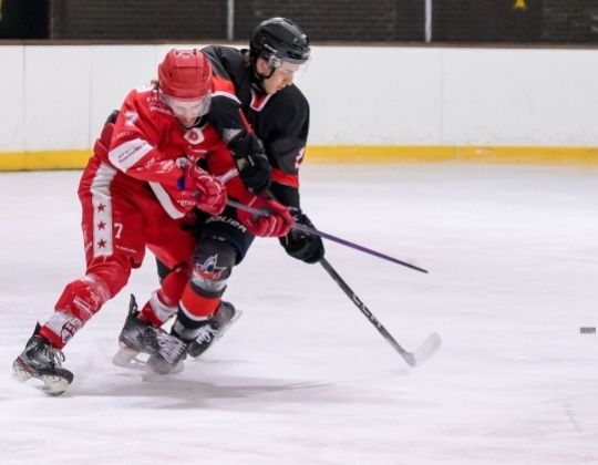 Division 2 - Hockey avec Contact : Plus de Clarte, de Securite et de Nouvelles Opportunites