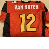 15/18 # 12 Red Van Noten